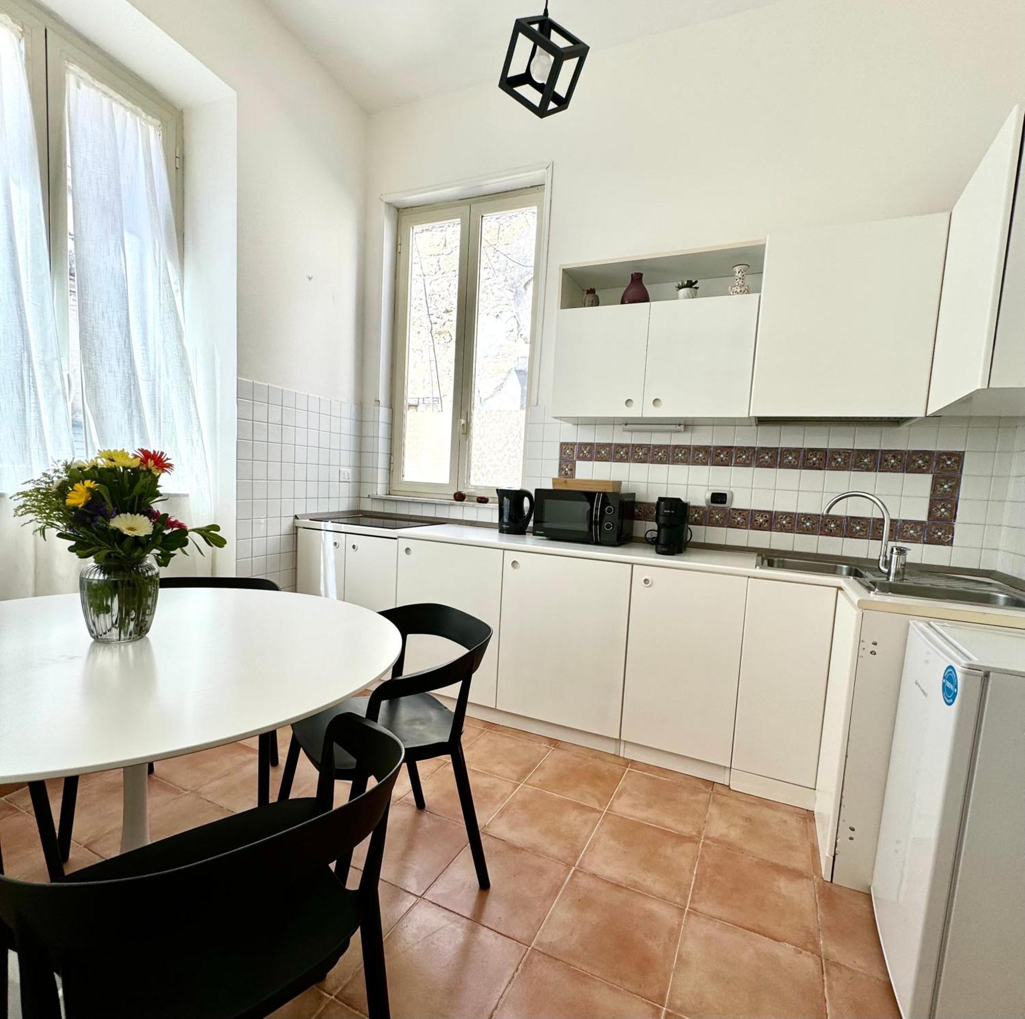 Apartament Montesanto Charm Centro Storico Neapol Zewnętrze zdjęcie